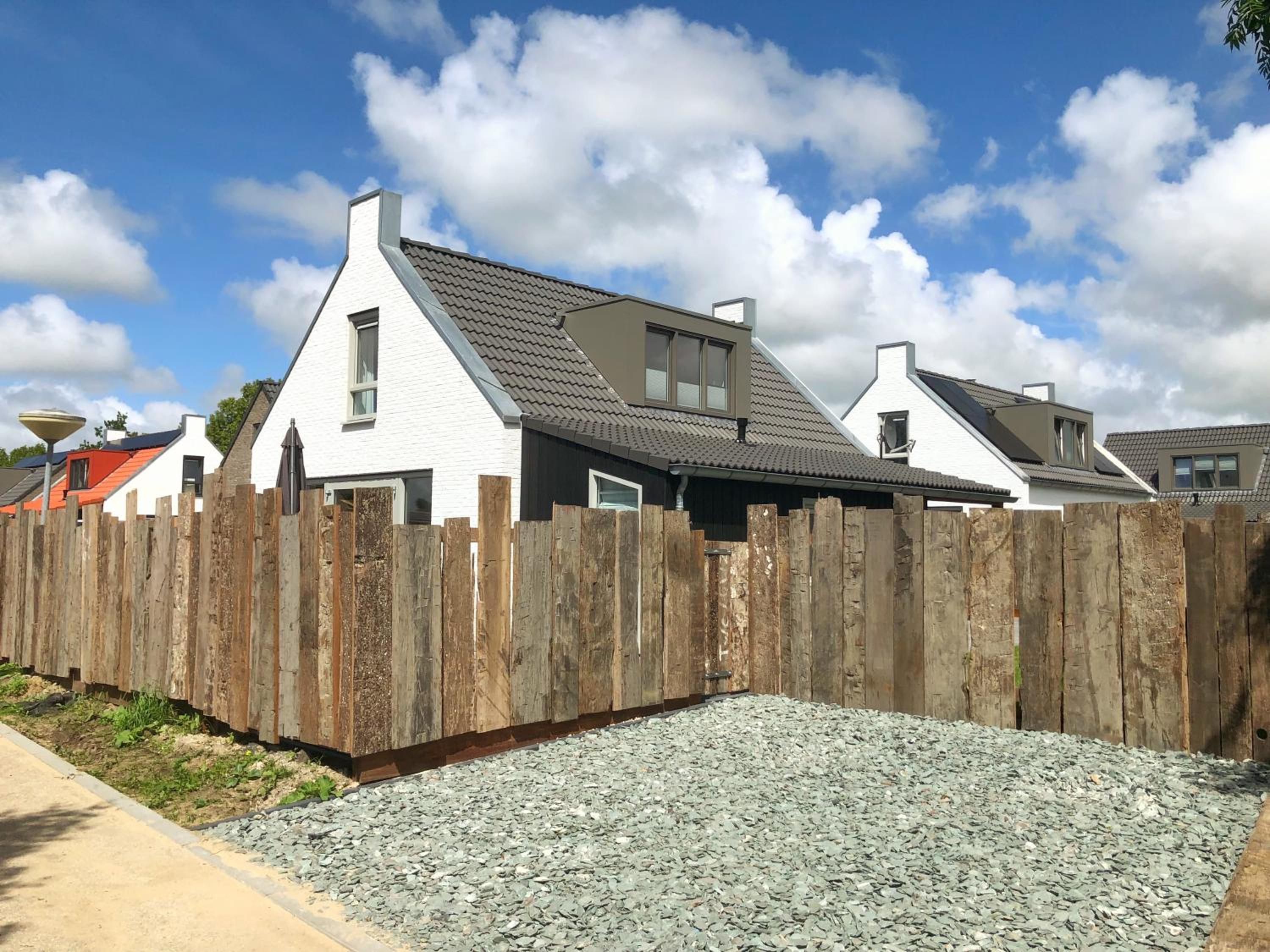 Bungalow 76 op Recreatiepark de Wielen view 3