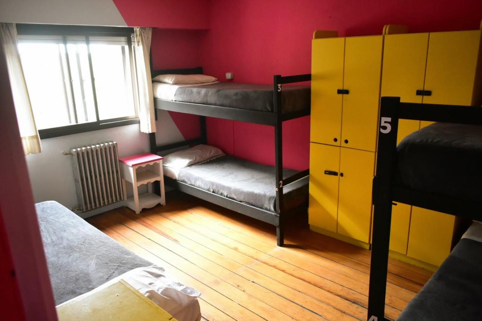 Cinerama Hostel