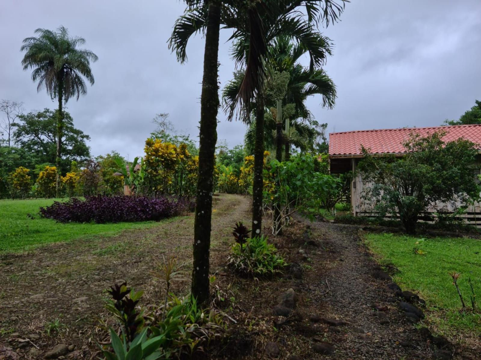 Santa Maria Volcano Lodge Hotel & Restaurante