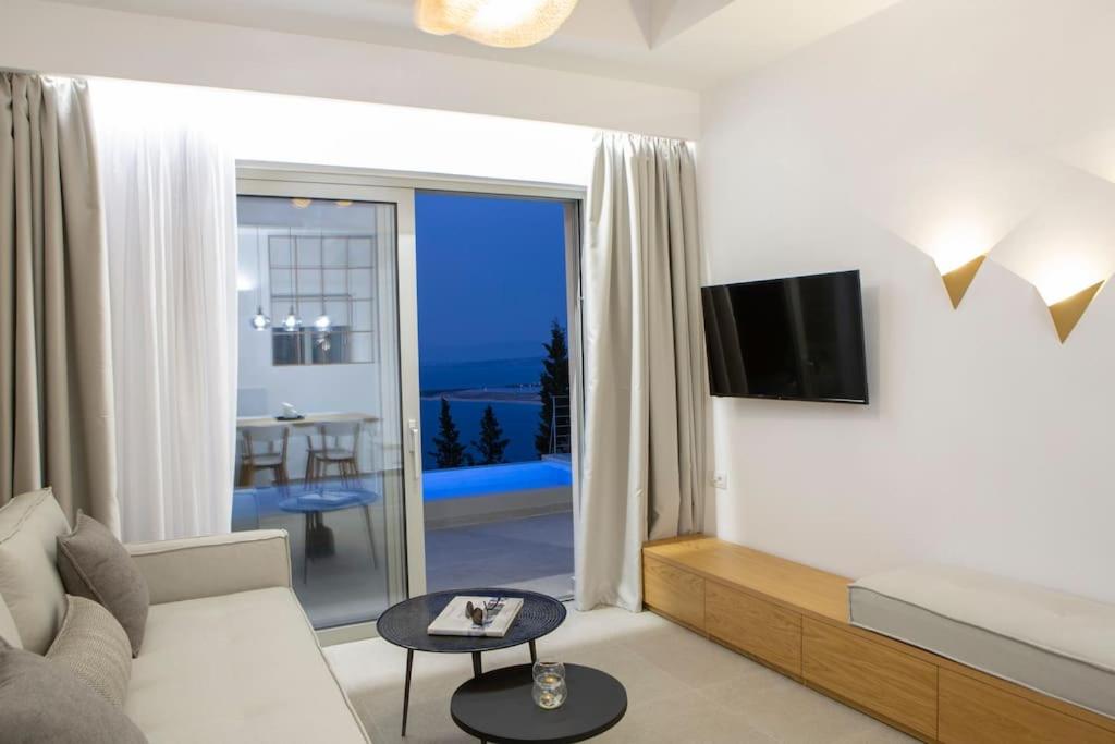Ionion Theasis villa Kallisti