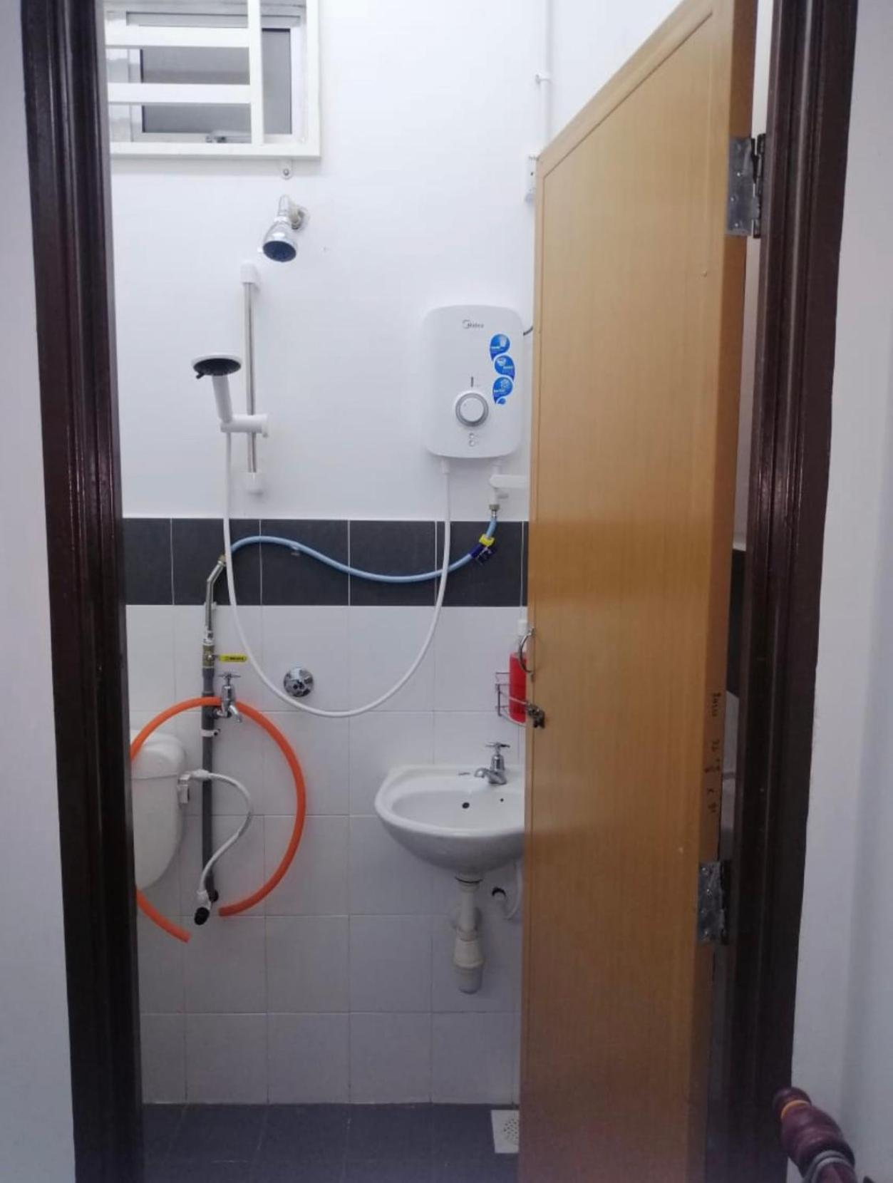 Sobey Laris Homestay RAZLEEN photo 5