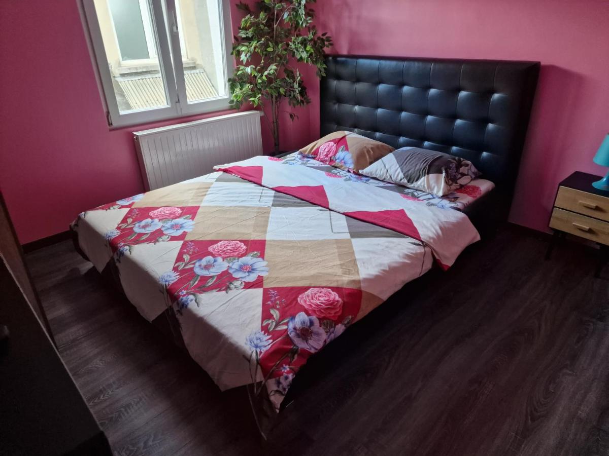 Right choice room