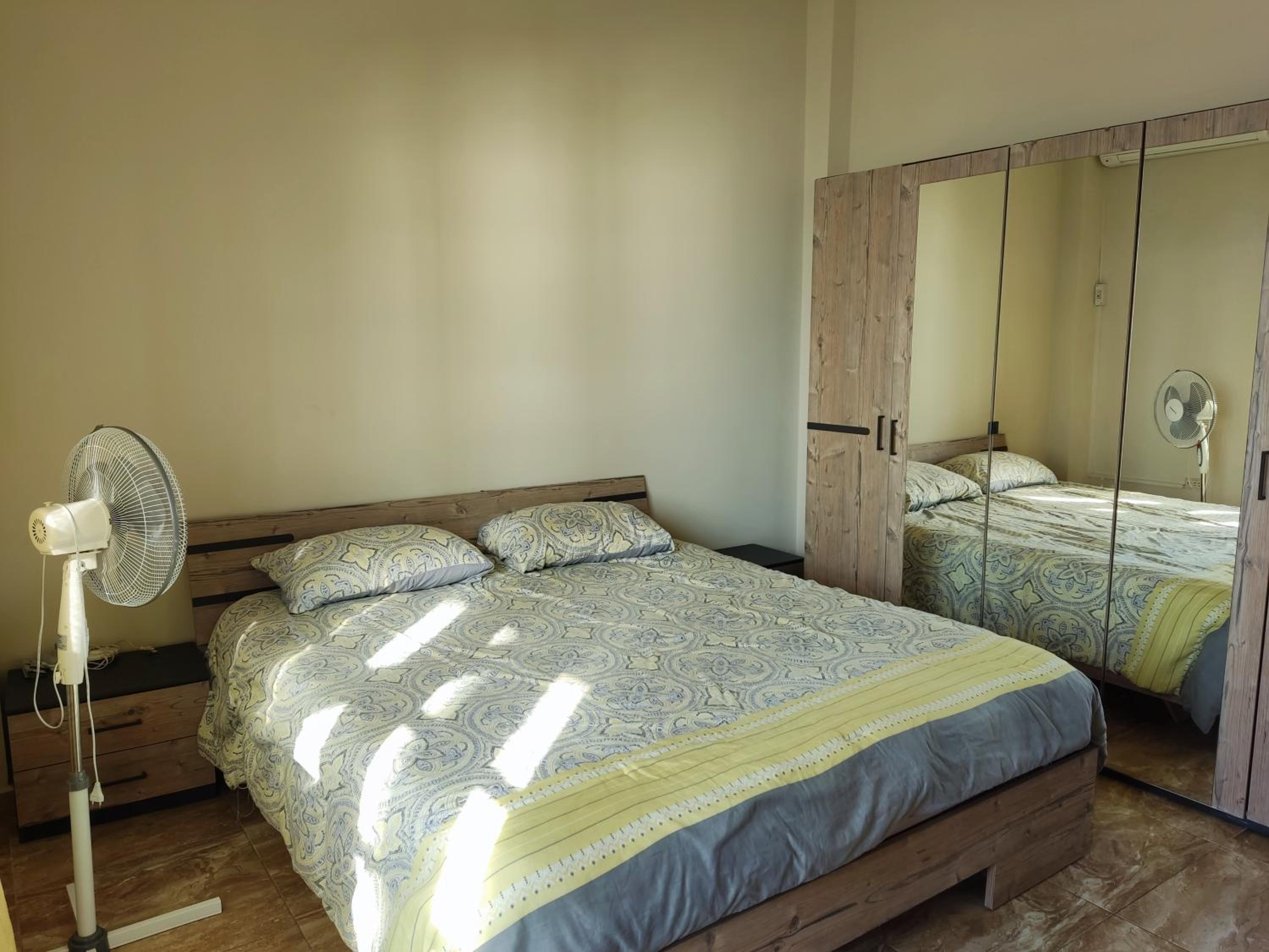 Big Seafront Apartment in Saida Lebanon view 5
