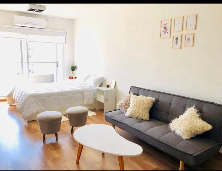 PALERMO QUEENS STUDIO