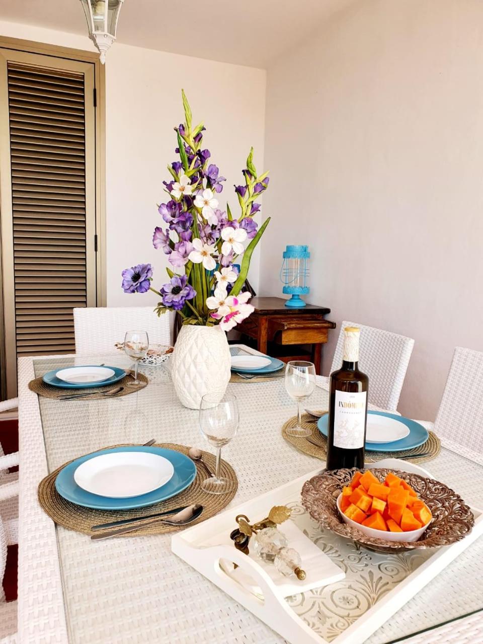 Magnolia Luxury Apartment by AltamarHomes