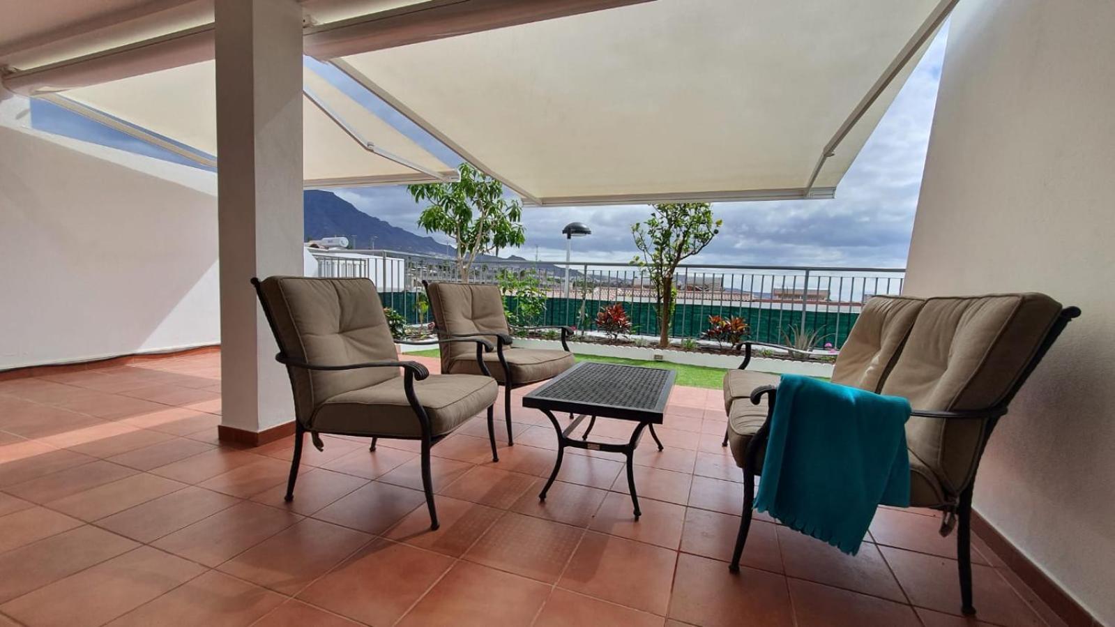 Magnolia Luxury Apartment by AltamarHomes