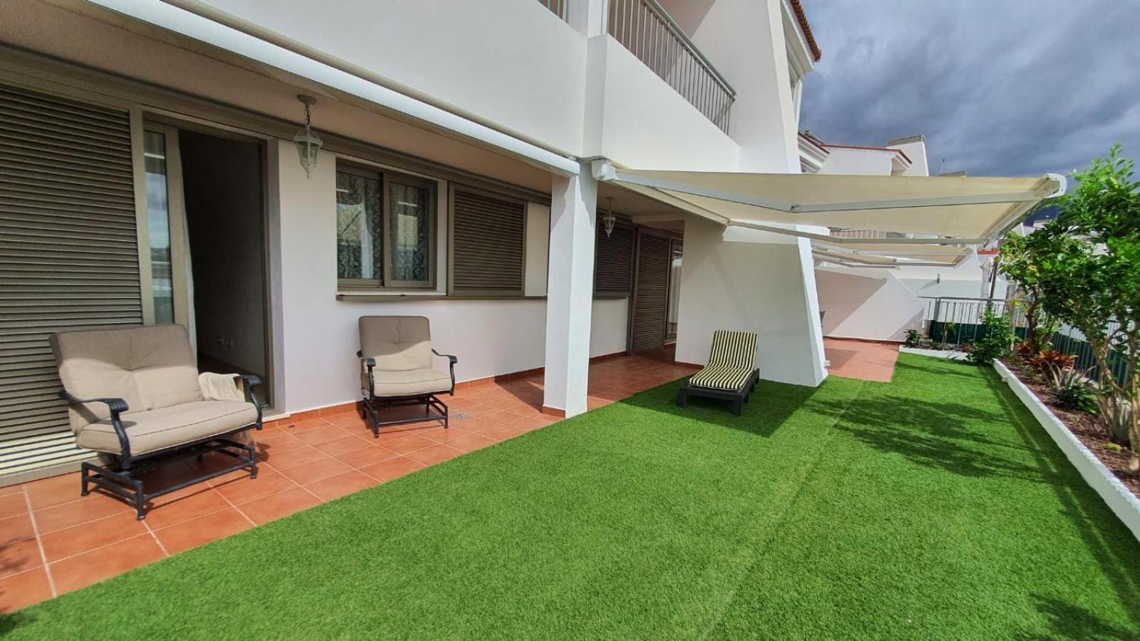 Magnolia Luxury Apartment by AltamarHomes