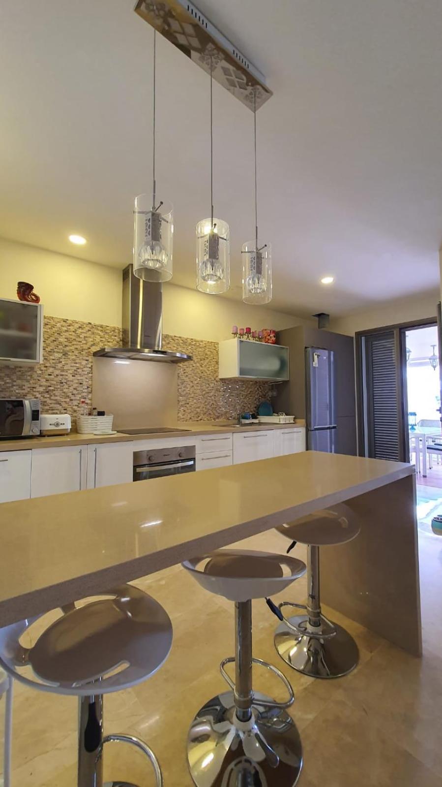 Magnolia Luxury Apartment by AltamarHomes