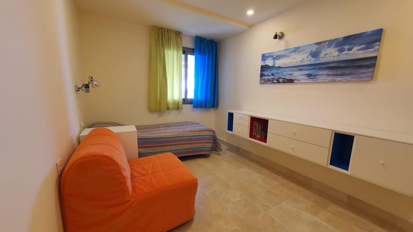 Magnolia Luxury Apartment by AltamarHomes