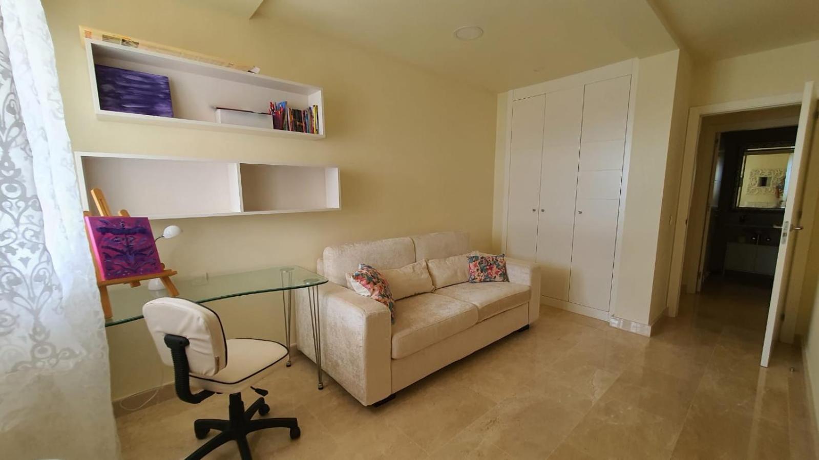 Magnolia Luxury Apartment by AltamarHomes