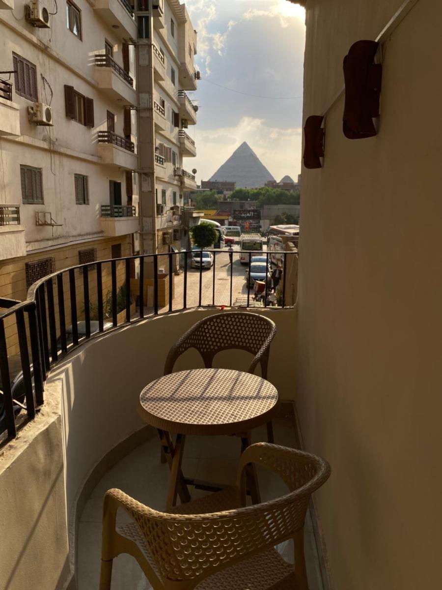 Asma Pyramids View