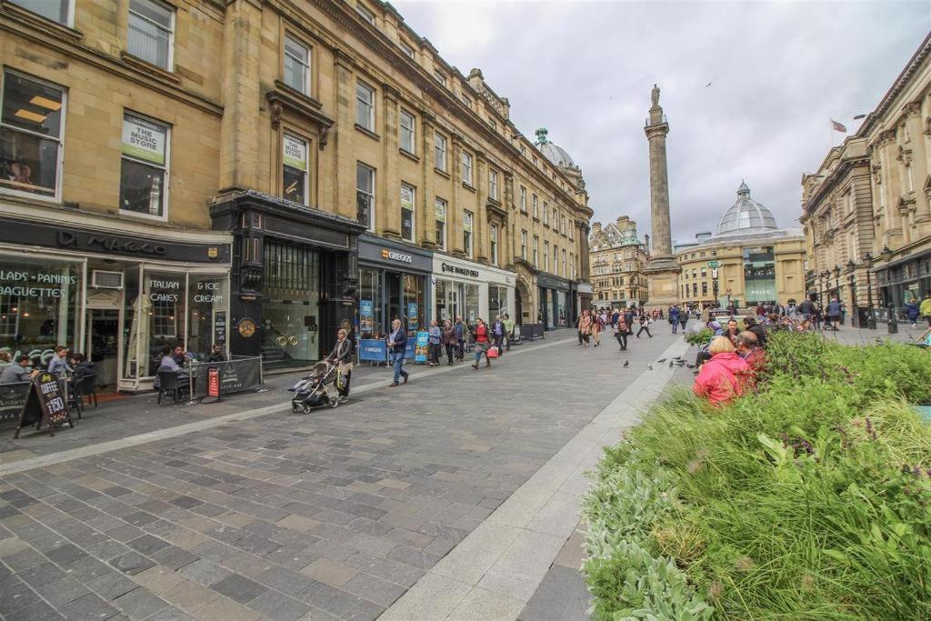 NE1 Luxury City Centre Apartment