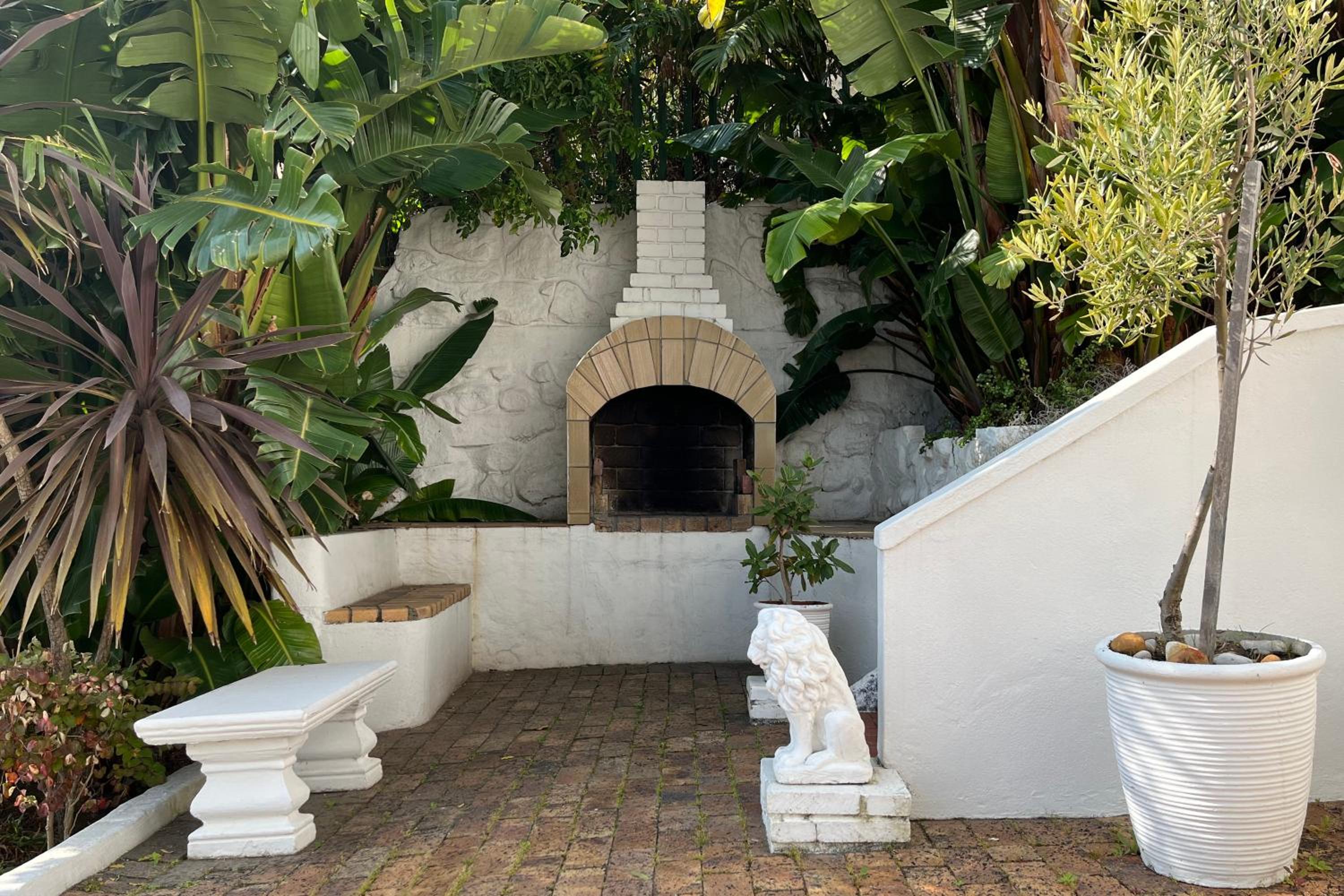 Villa on Camps Bay Drive