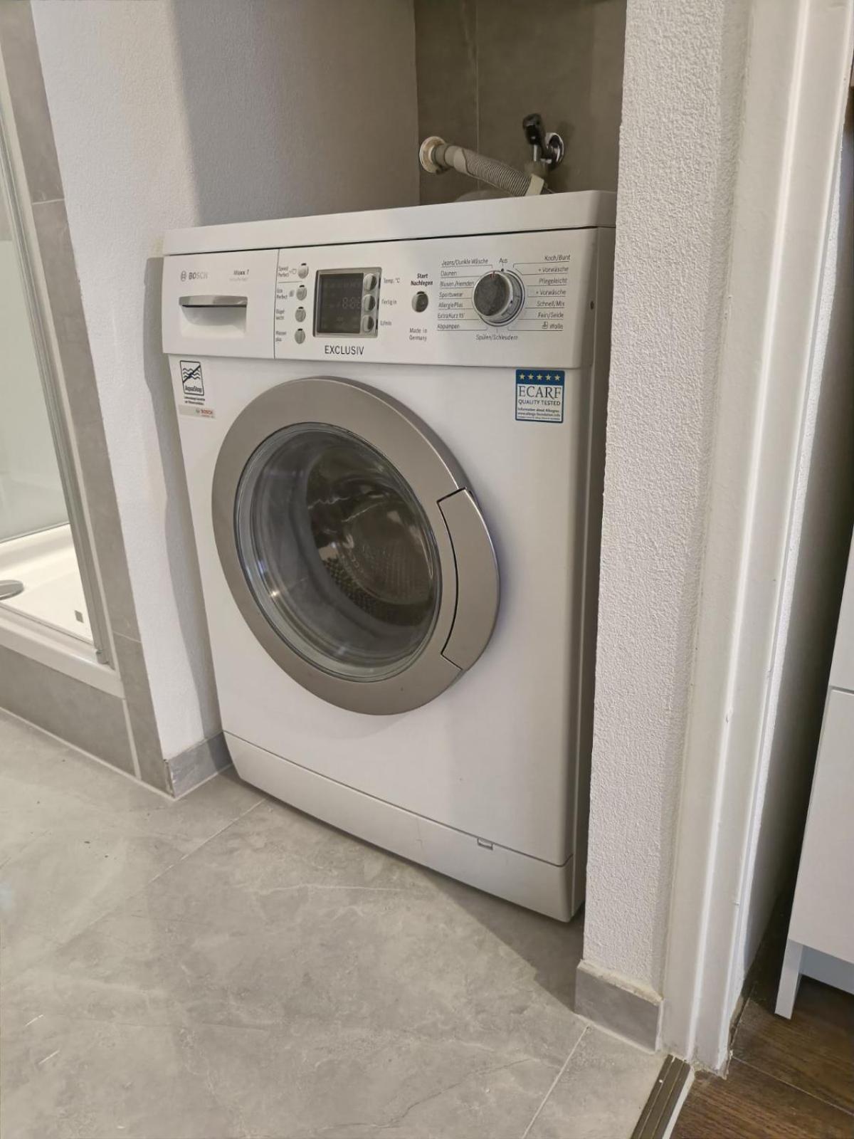 Apartments & möblierte Zimmer in Kahl am Main, Self-Check-In, W-Lan, Küchenzeile für Selbstversorgung, PKW-Platz