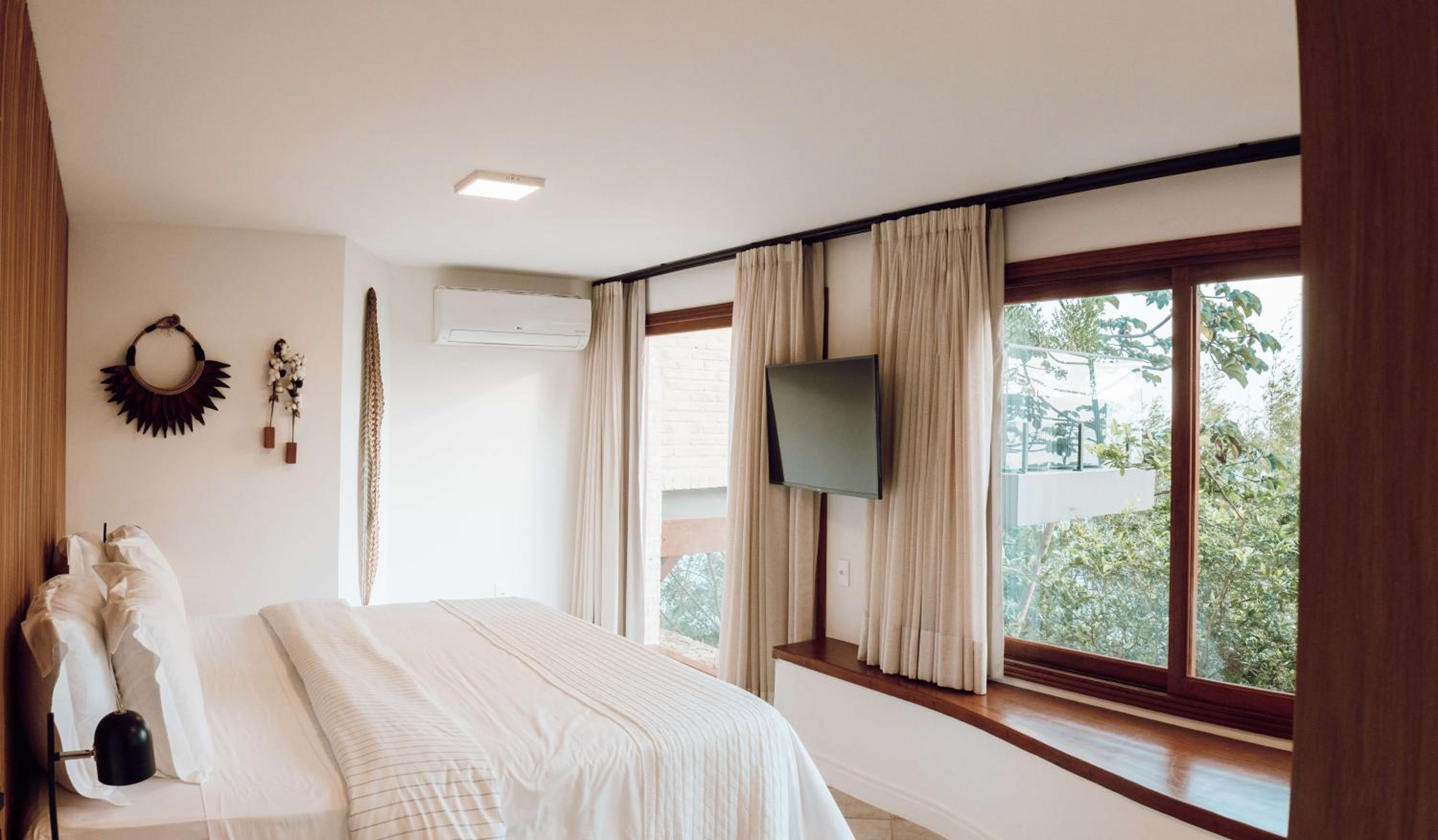 Naatooh Guest Houses