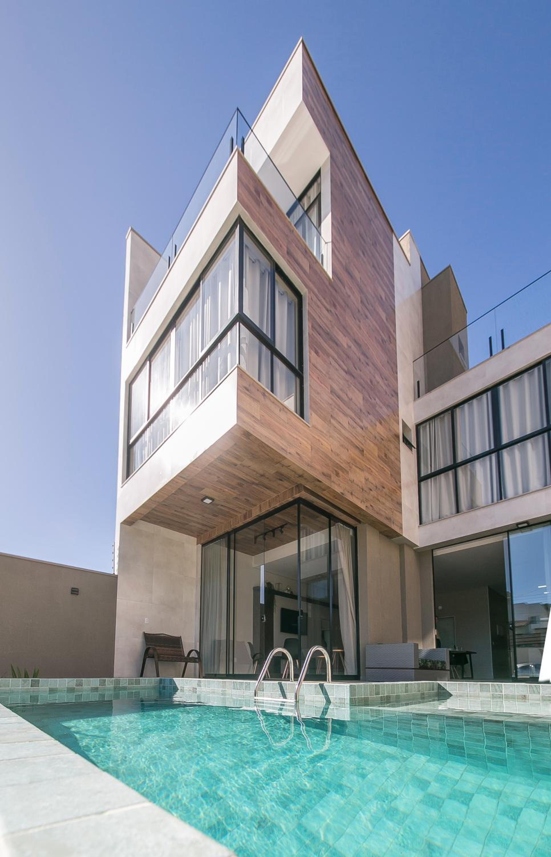 Casa Requinte, 4 suítes, piscina I