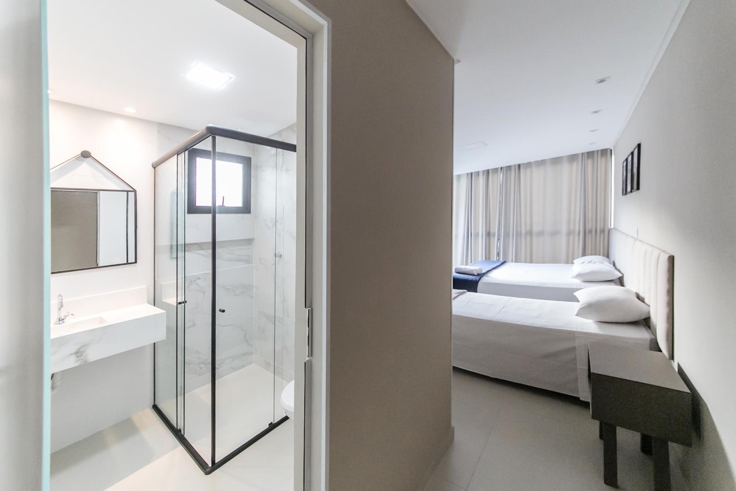 Casa Requinte, 4 suítes, piscina I