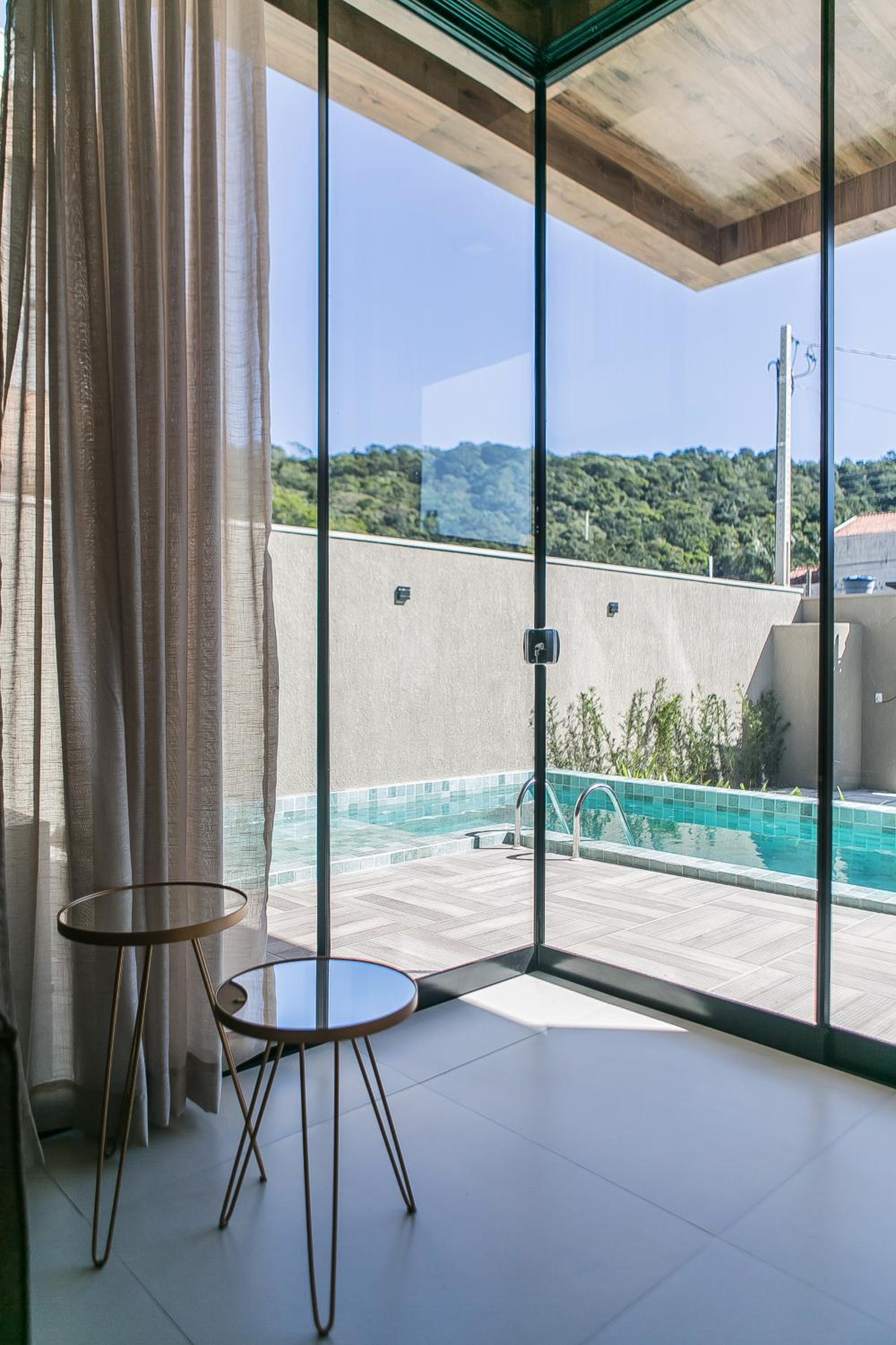 Casa Requinte, 4 suítes, piscina I