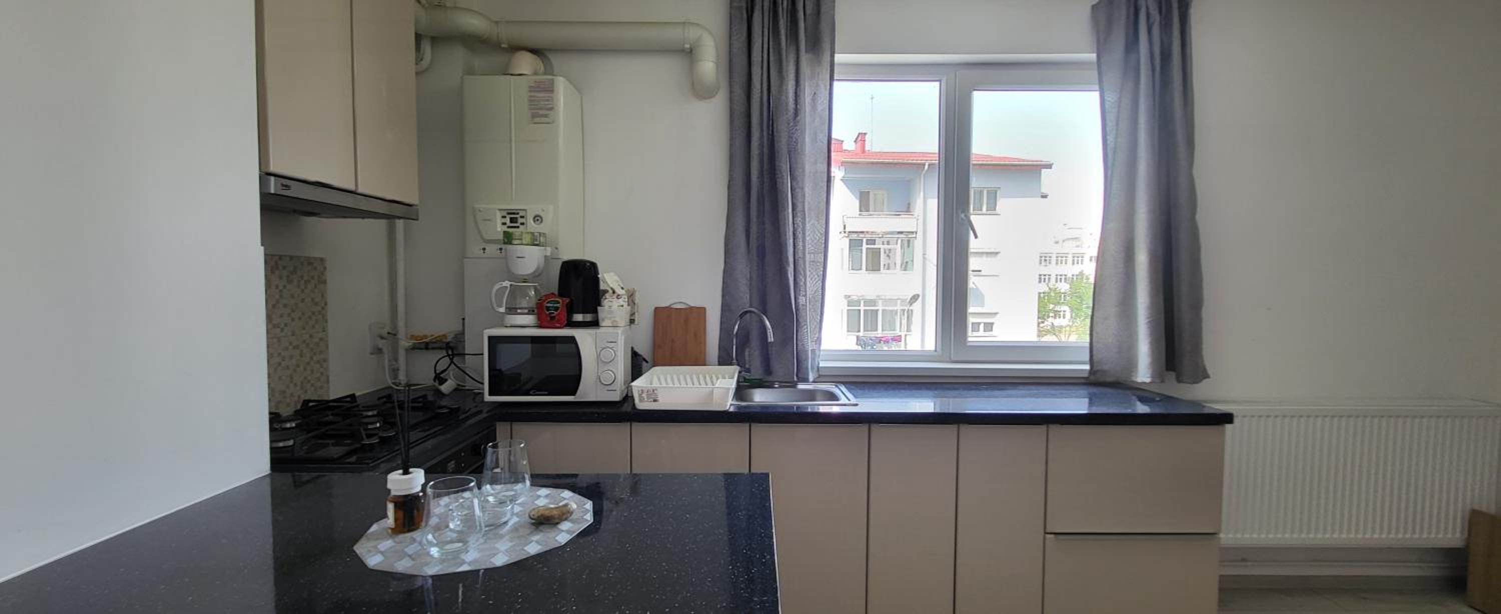 Self check-in Studio 22 Bulevardul Oltenia view 4