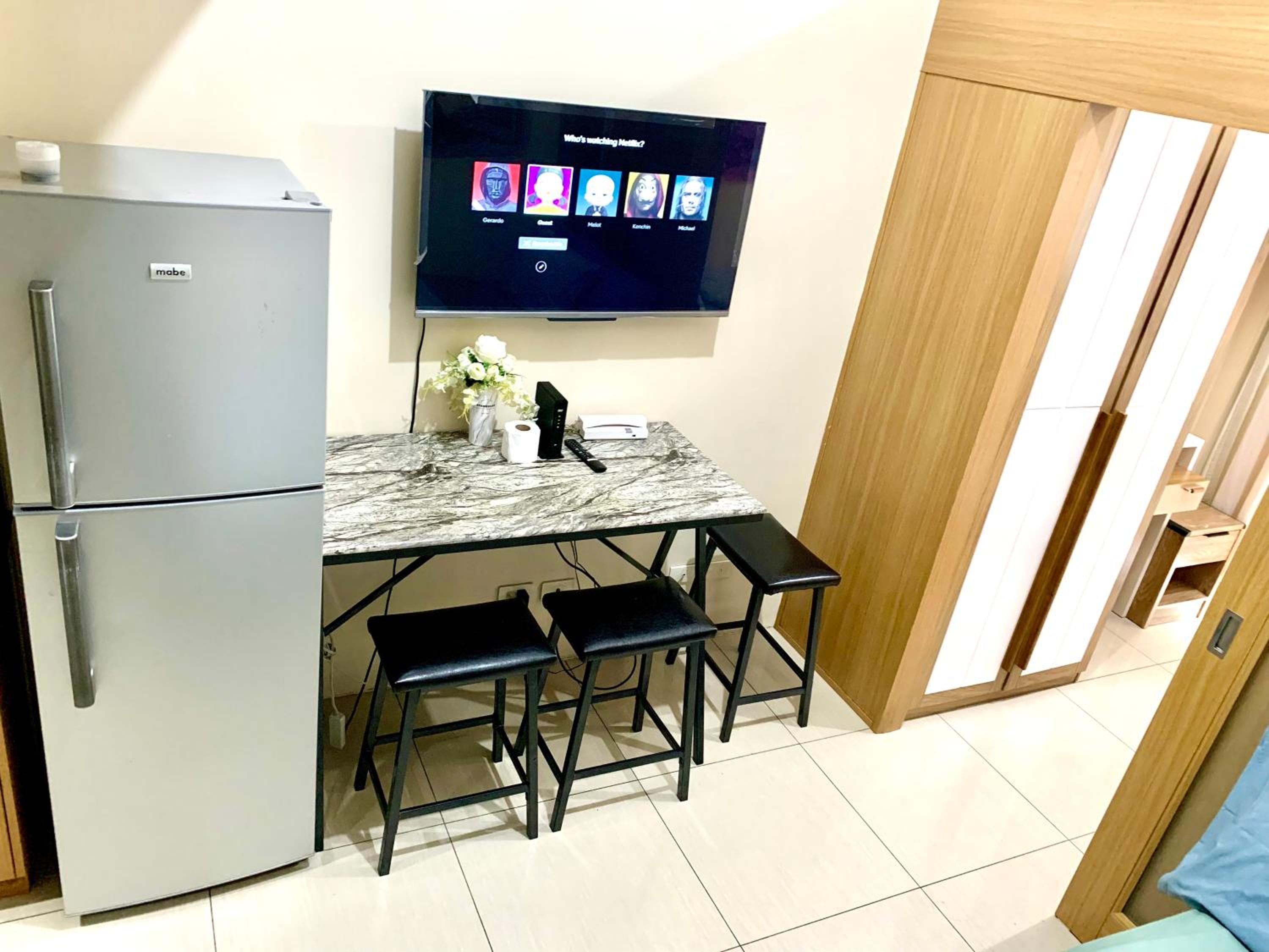 Kathys Crib at Shell Residences - main view