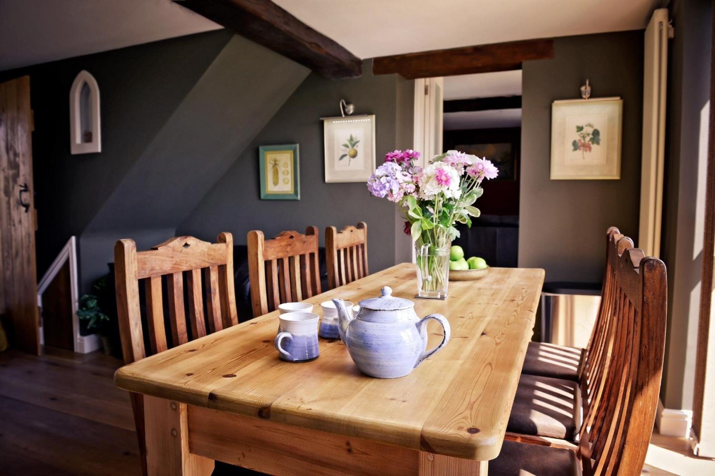 Crossroads Farm - Queen Anne's Stable
