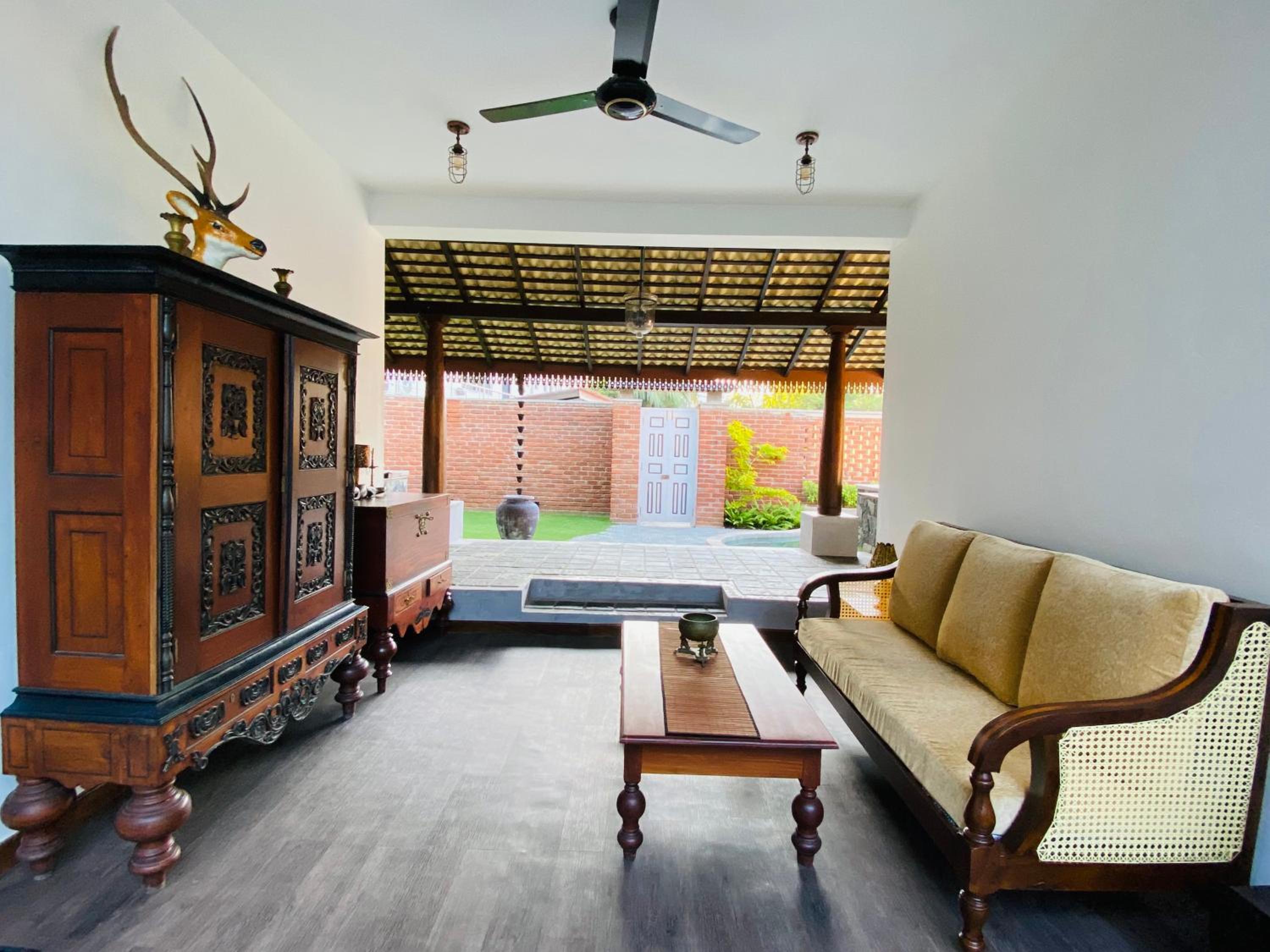 Thaprobana Villa Tangalle - Private Villa view 2