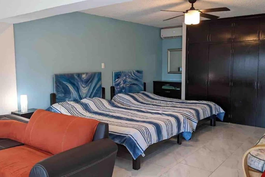 Cancun Oceanfront, Entire Apartment