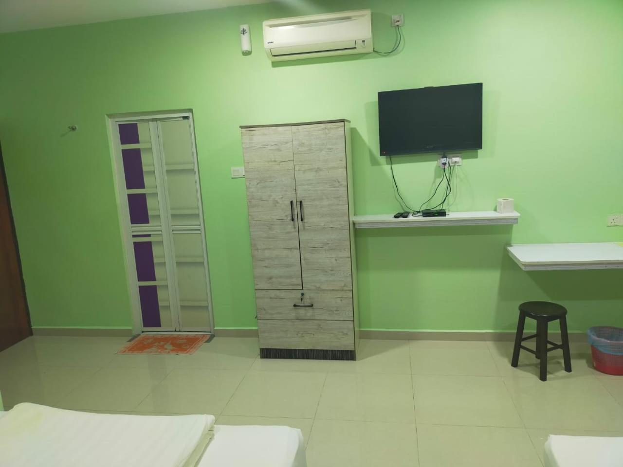 Leaf Guest House