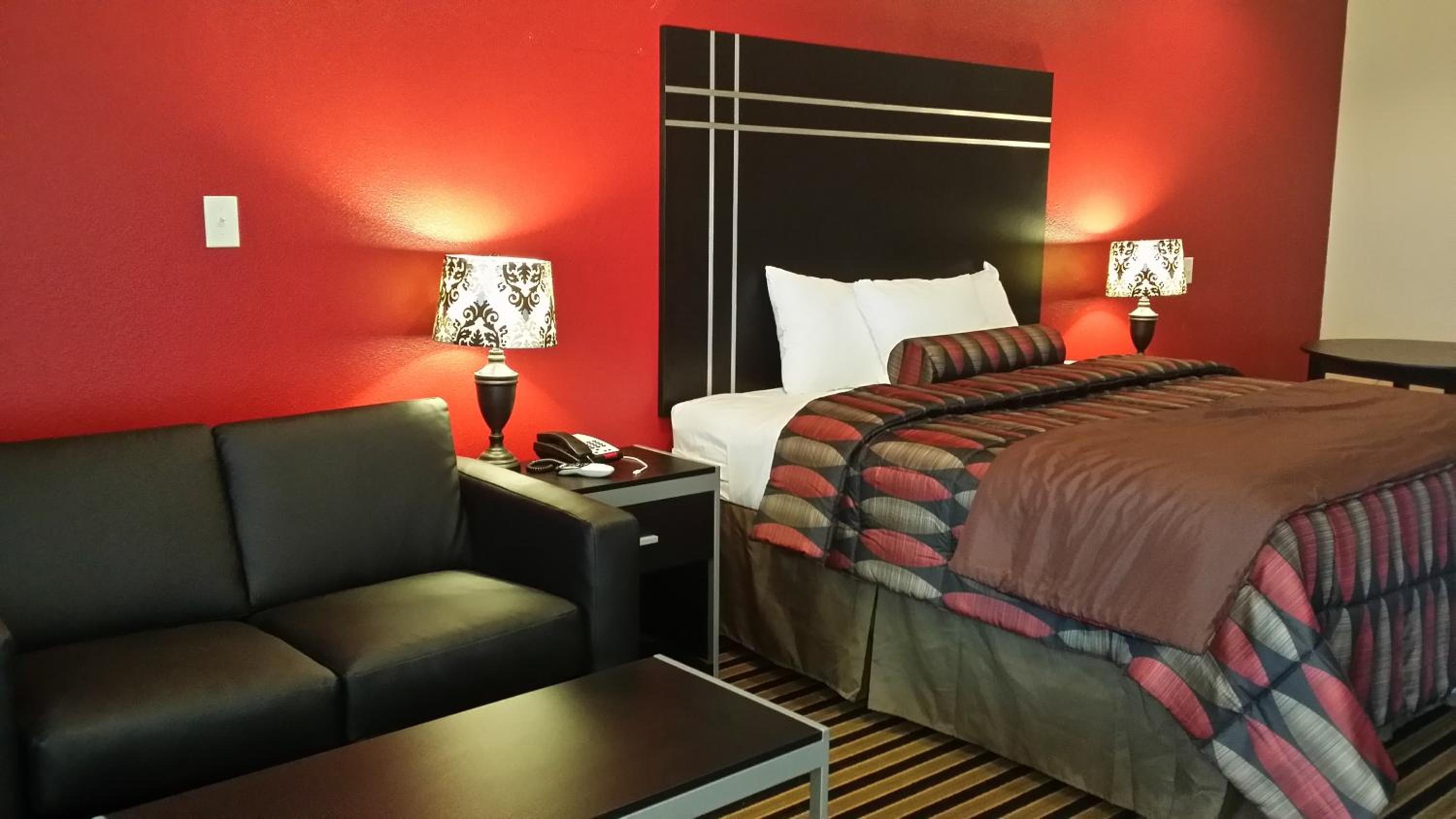 Texan Inn and Suites Tilden view 2