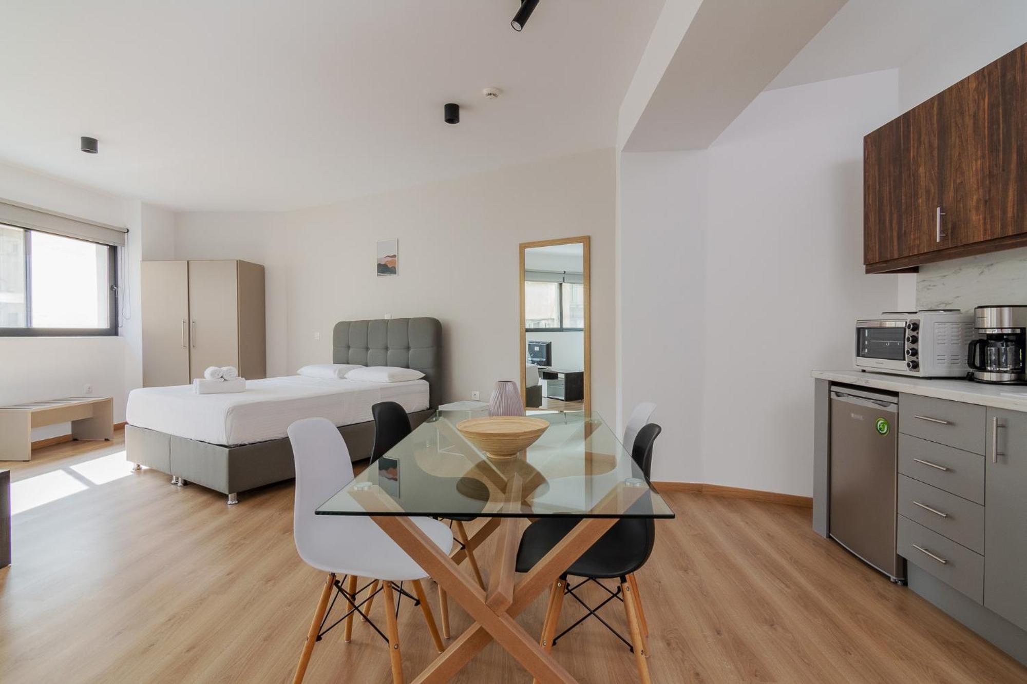 Leochares Lifestyle Apartments - Self check-in