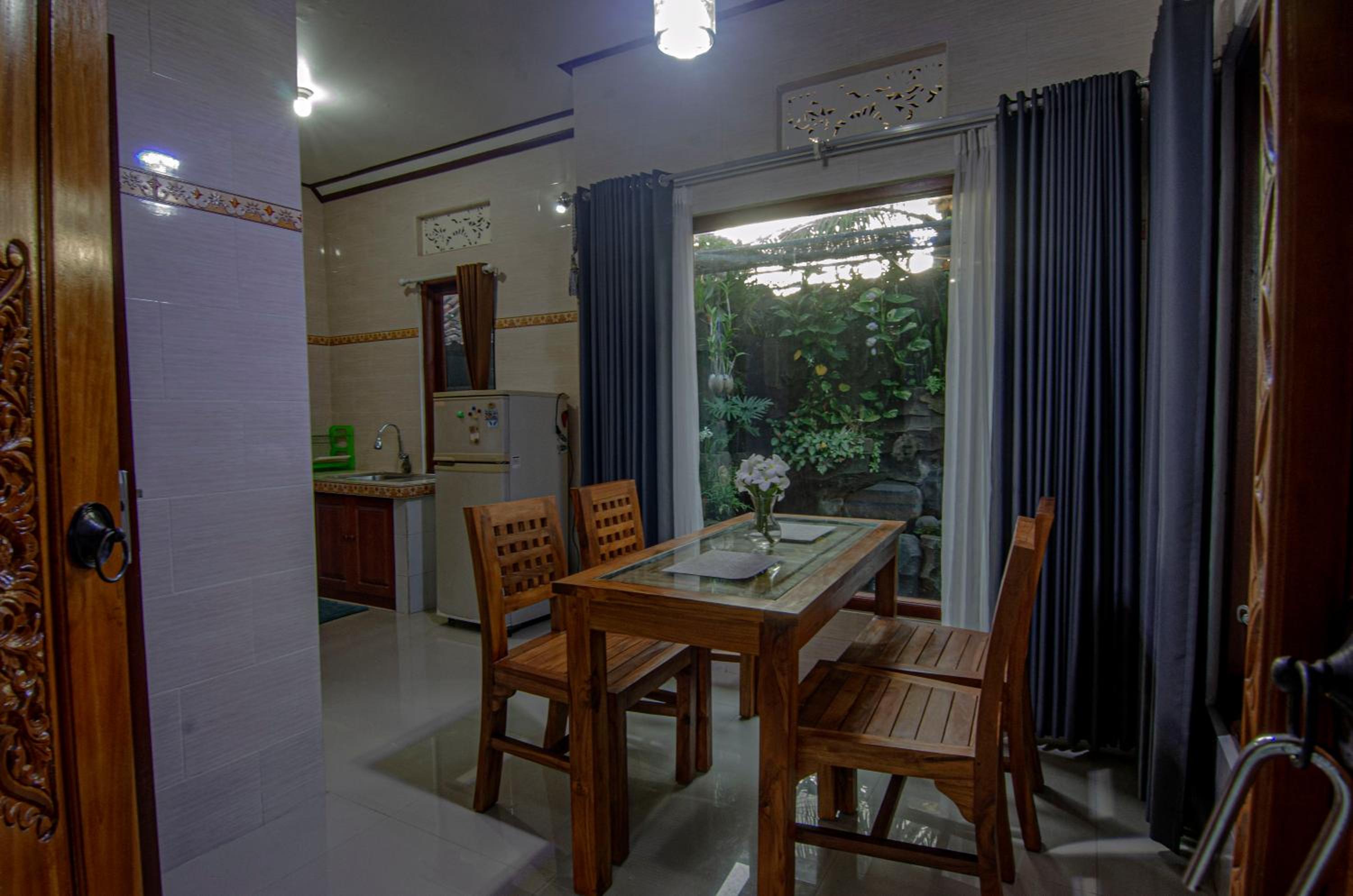 TRESNA HOMESTAY view 2
