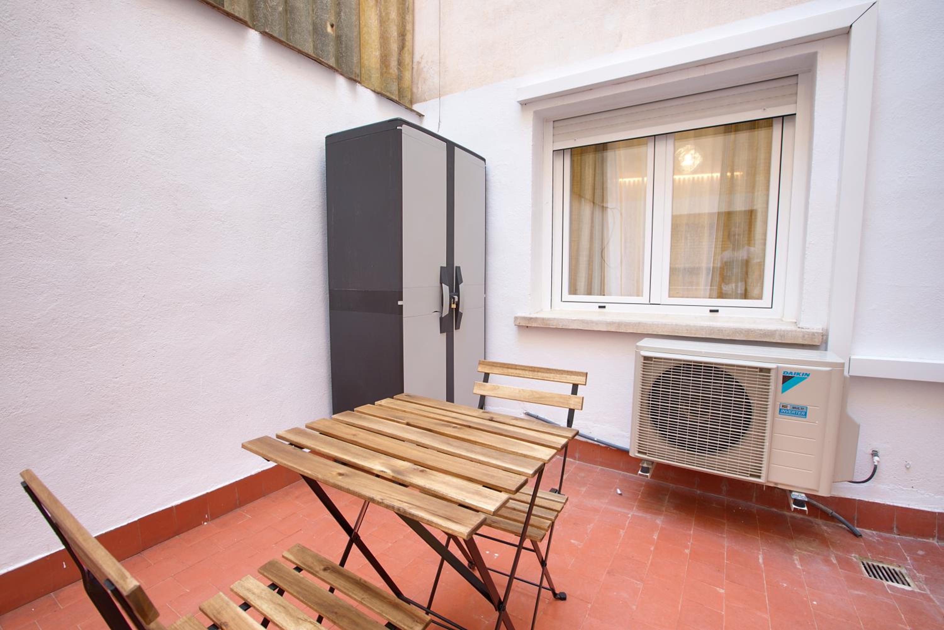 Cuencaloft Manolo's Luxurys