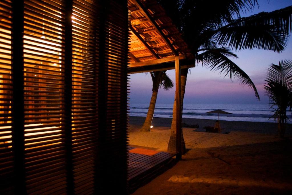 Dunhill Beach Resort