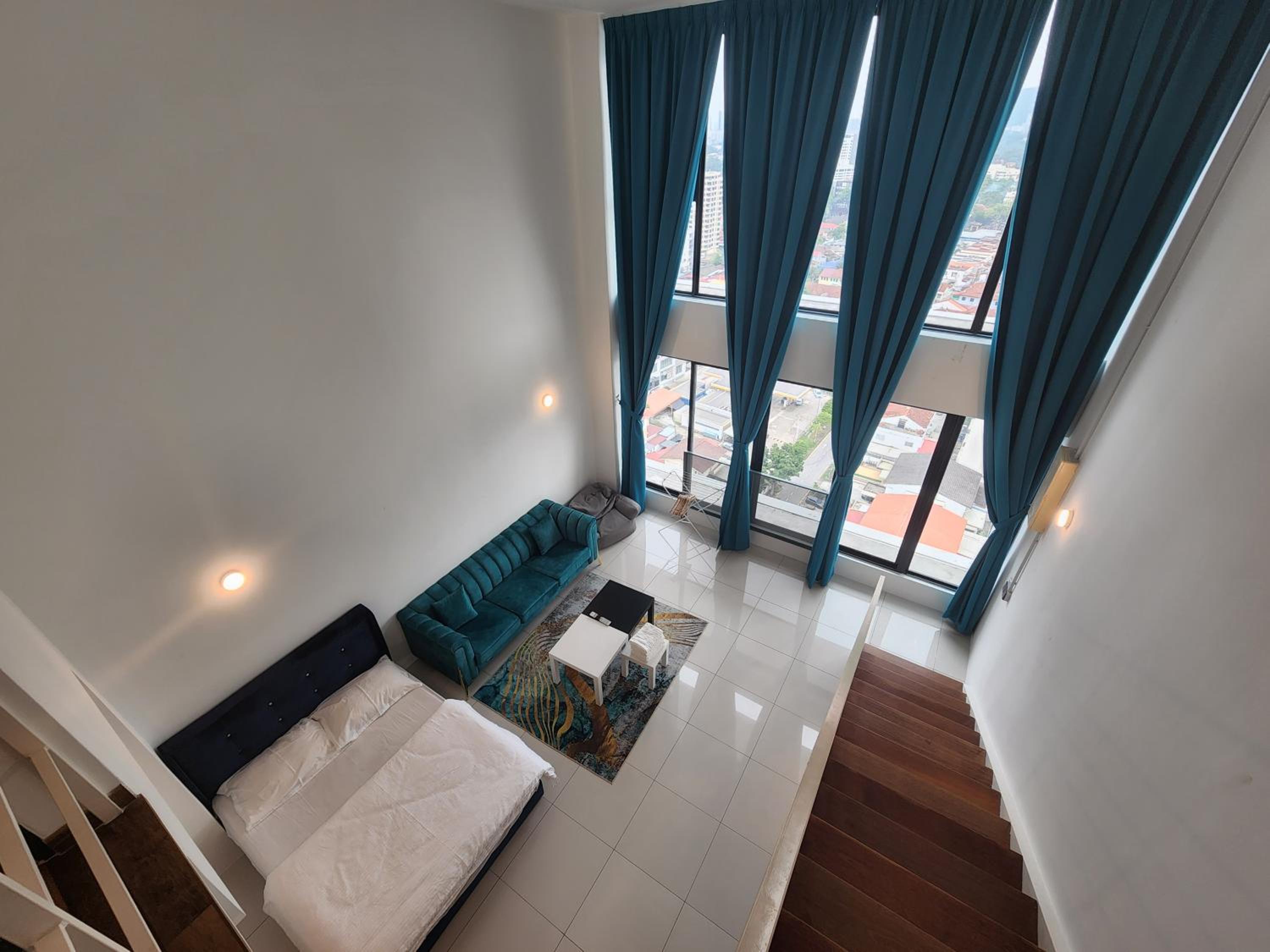 Sunrise Gurney Premium Suite - Gurney Drive