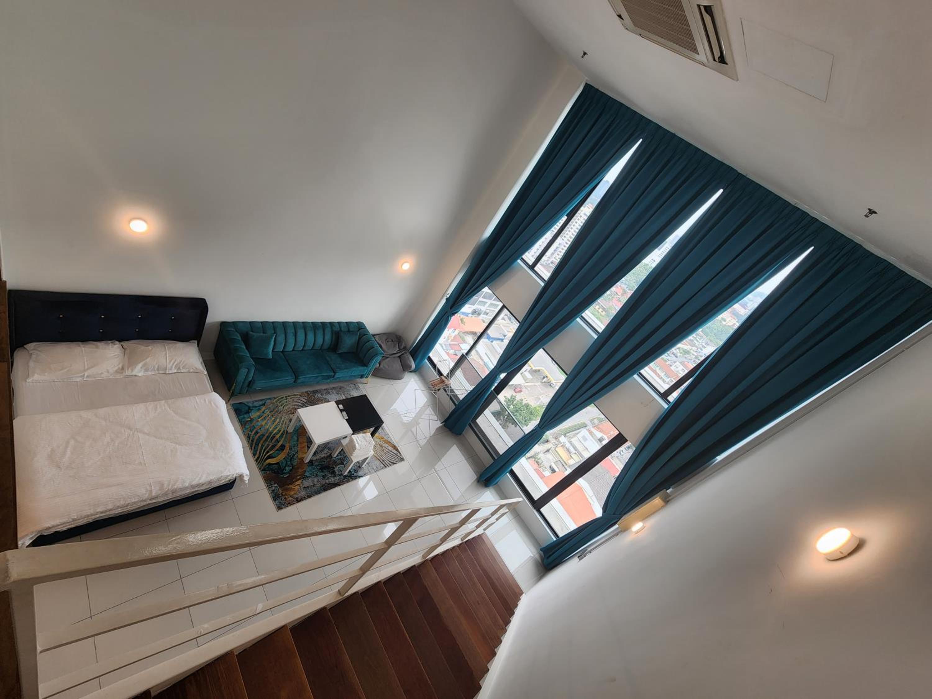 Sunrise Gurney Premium Suite - Gurney Drive