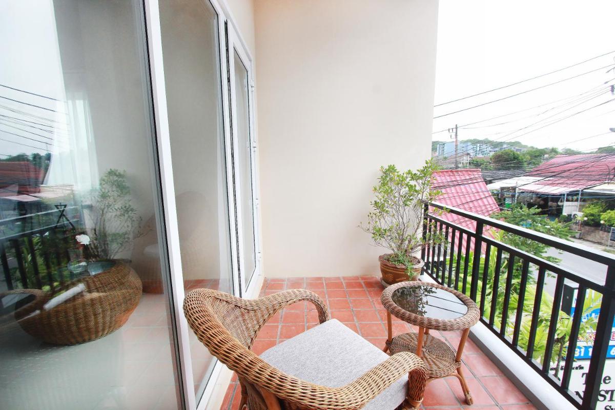 balcony