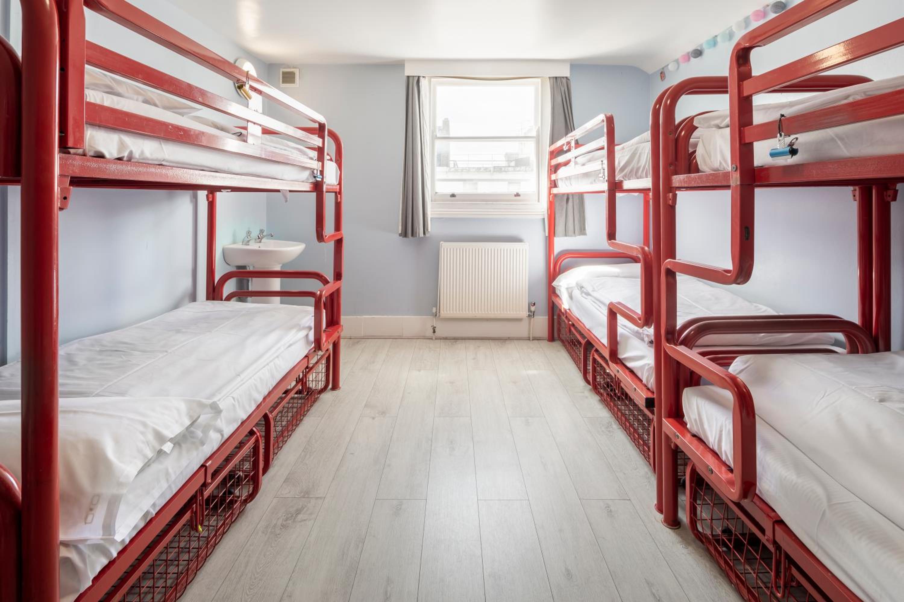 Astor Victoria Hostel