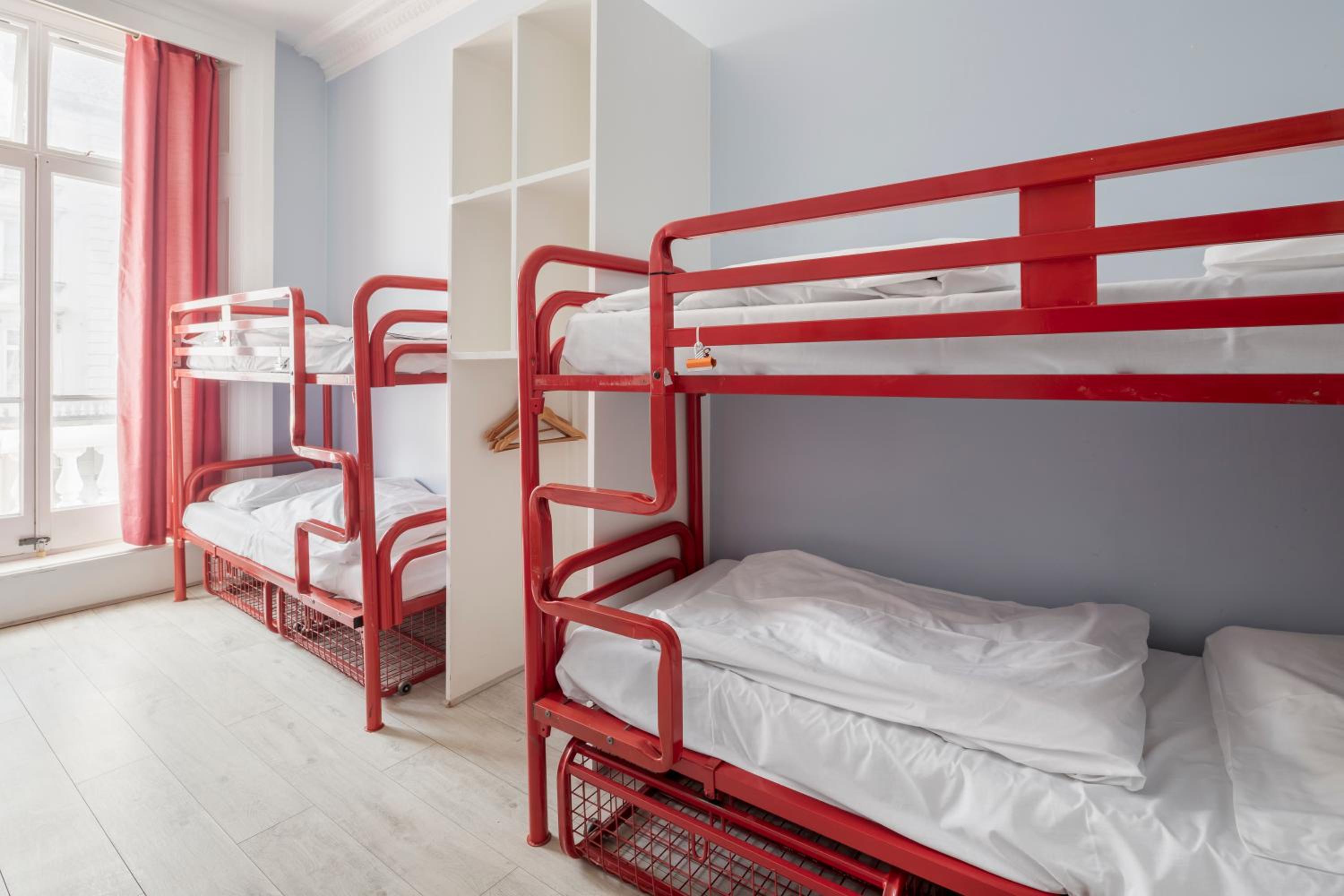 Astor Victoria Hostel
