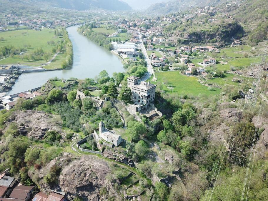 Romantic Italian Castle at the foot of the Alps view 3