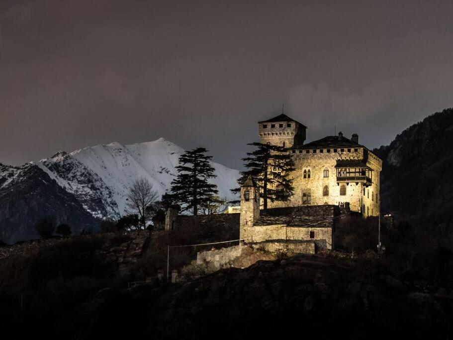 Romantic Italian Castle at the foot of the Alps view 2