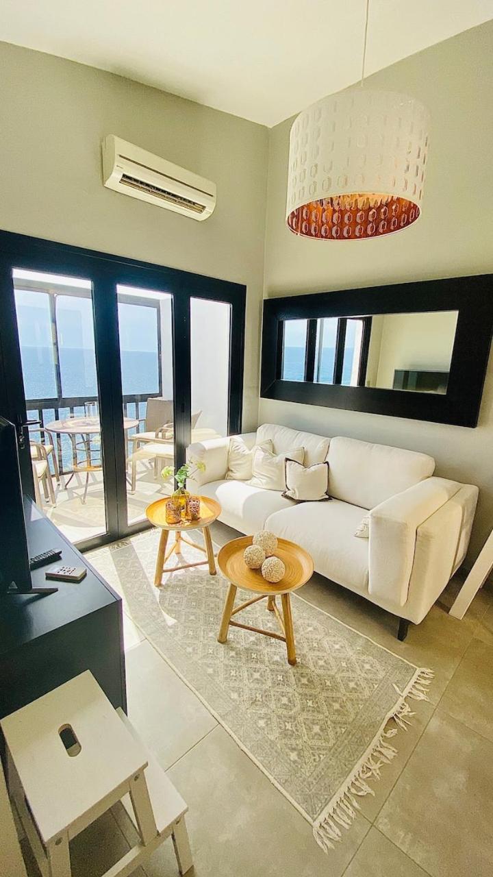 Very Romantic Seaview Apartment Patalavaca Mogán with Warm Pool