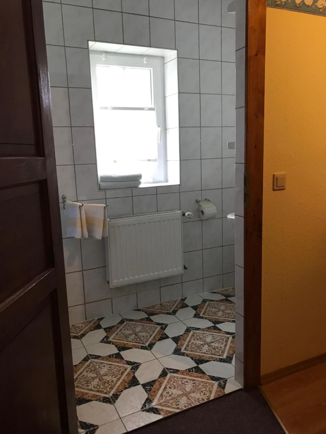 Doppelzimmer & Familienzimmer vom Friesenhof Wieratal