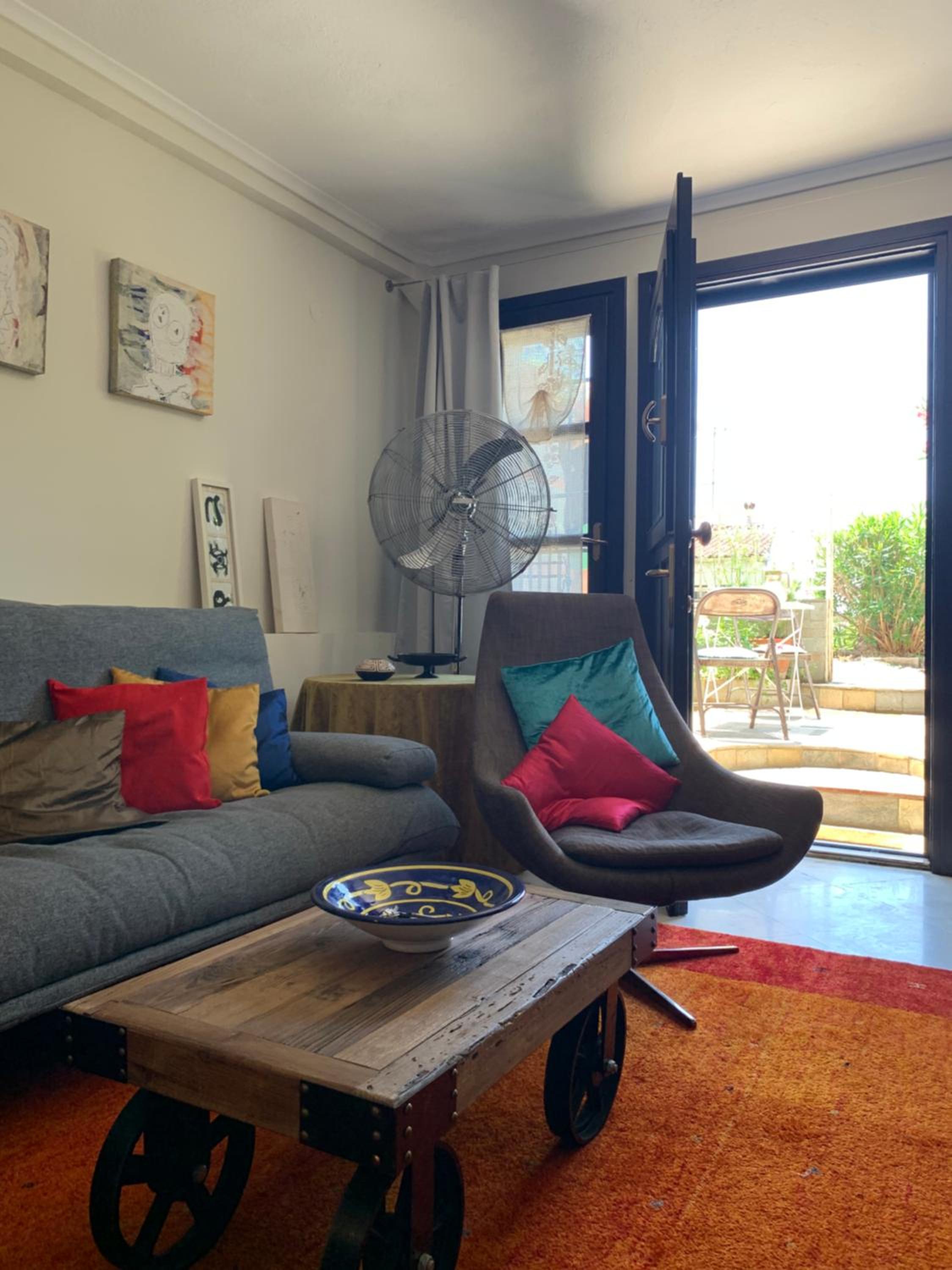 lounge