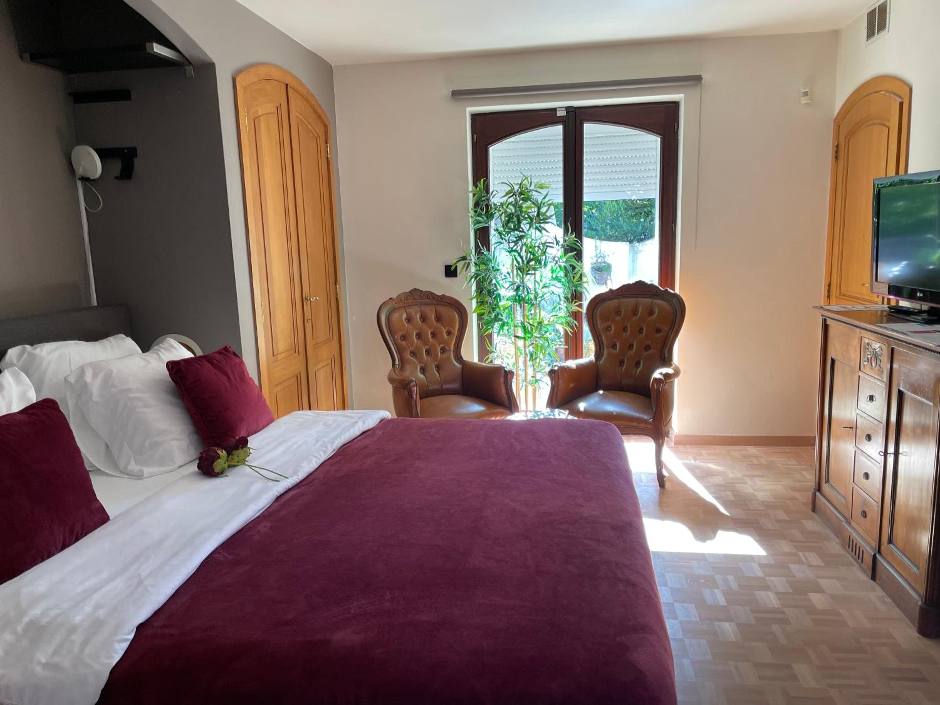 hotel room