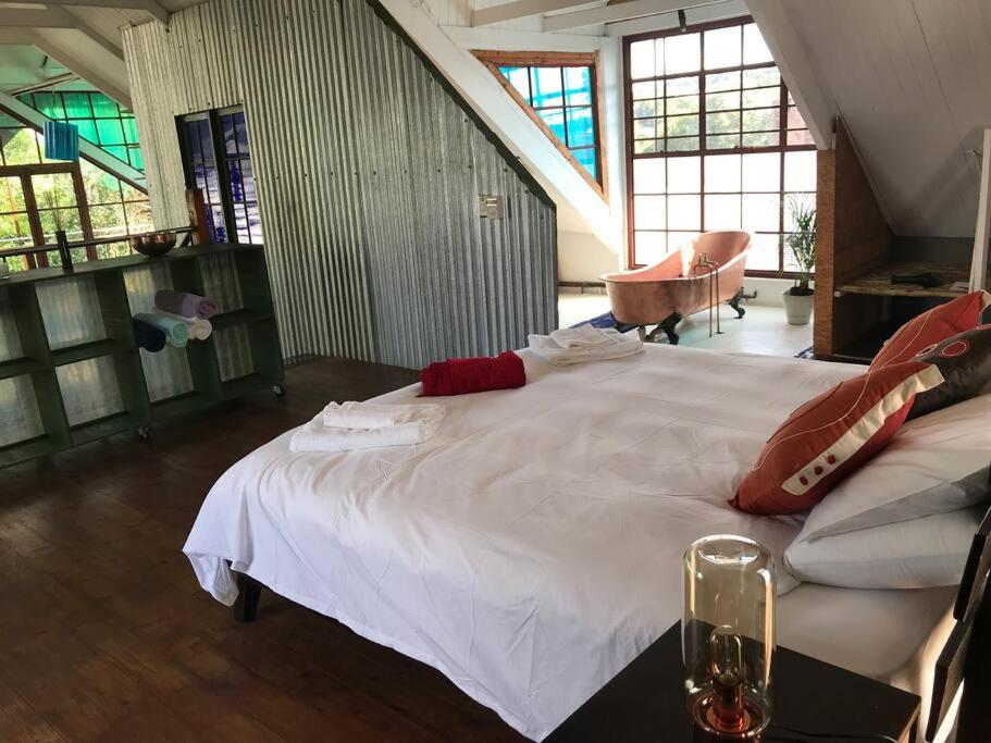 (Sub)urban retreat