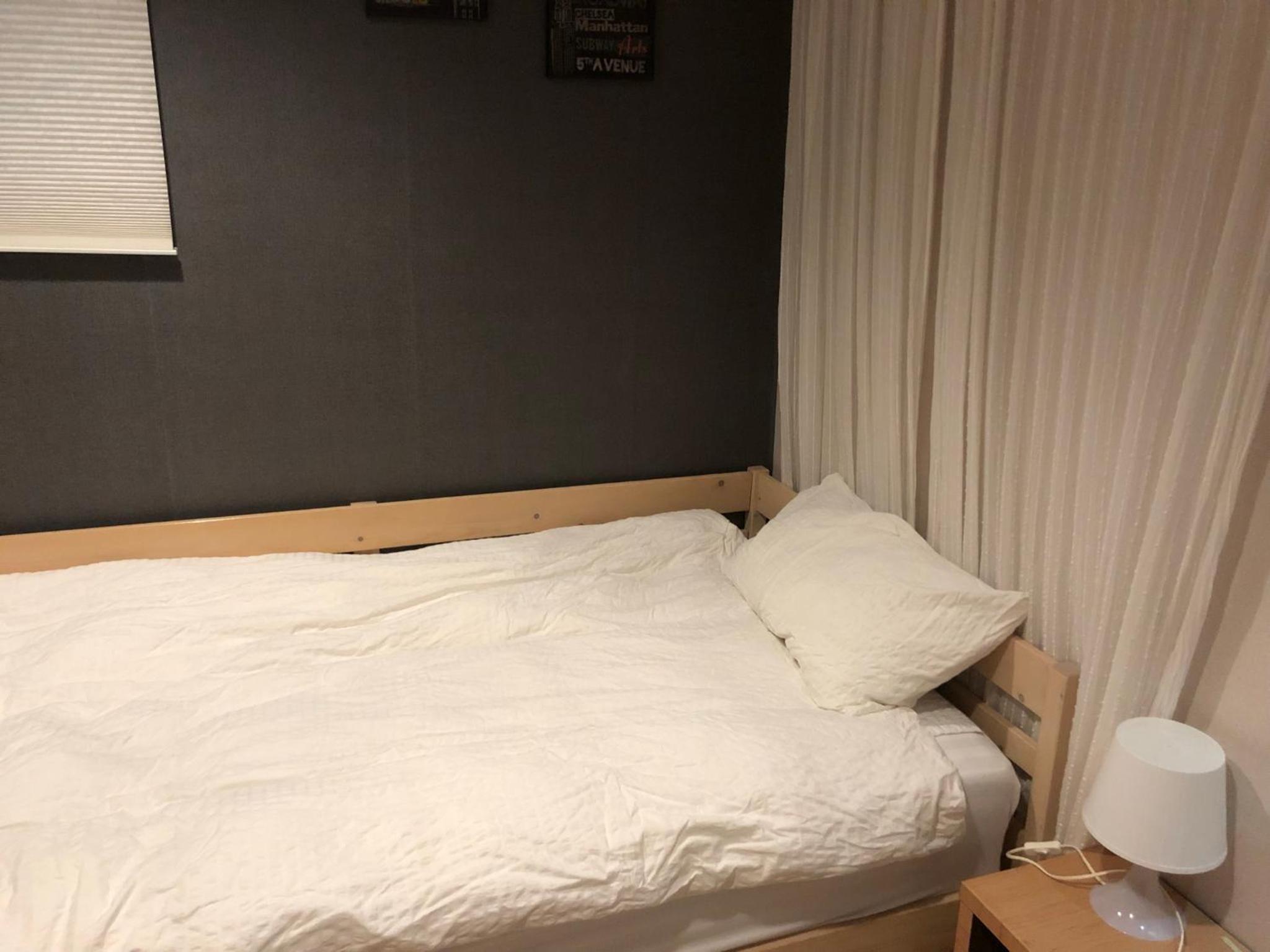 Chris Hostel