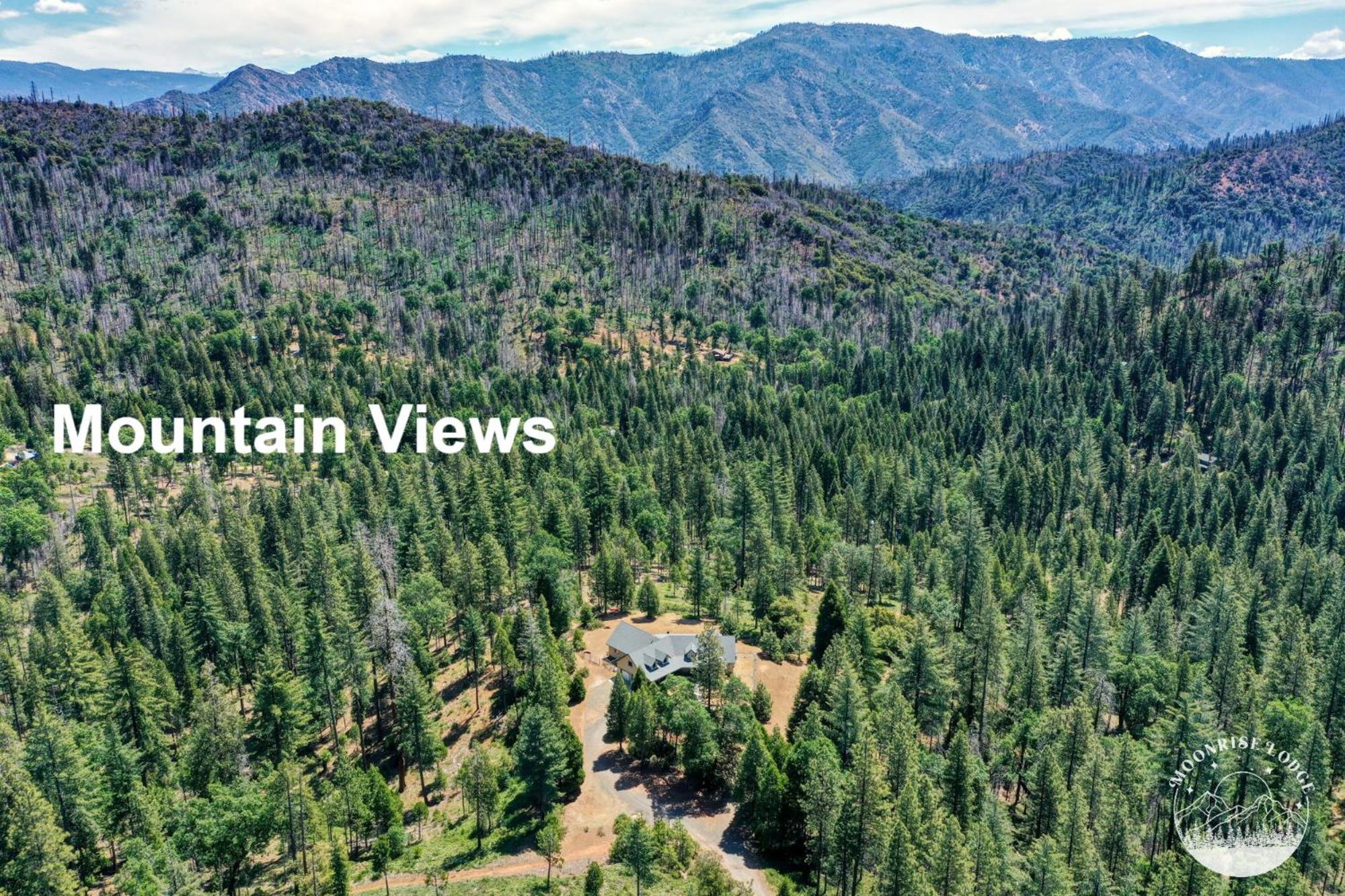 Moonrise Lodge - A Large Vacation Home in Mariposa view 4