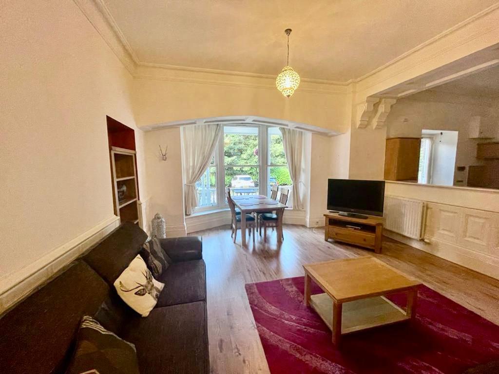 Serviced Accommodation Moray - Lesmurdie House No 2 view 3