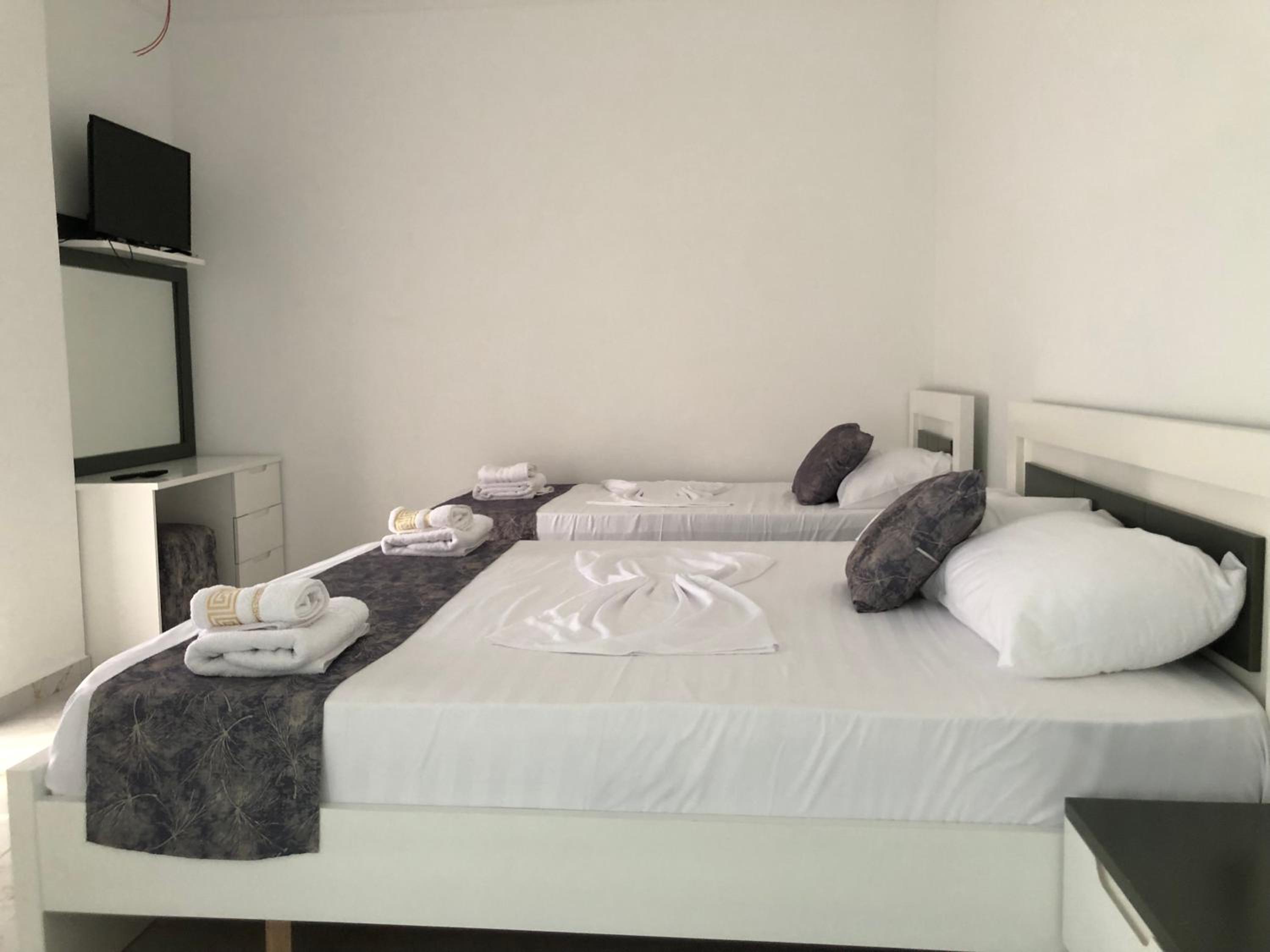 Eos ApartHotel
