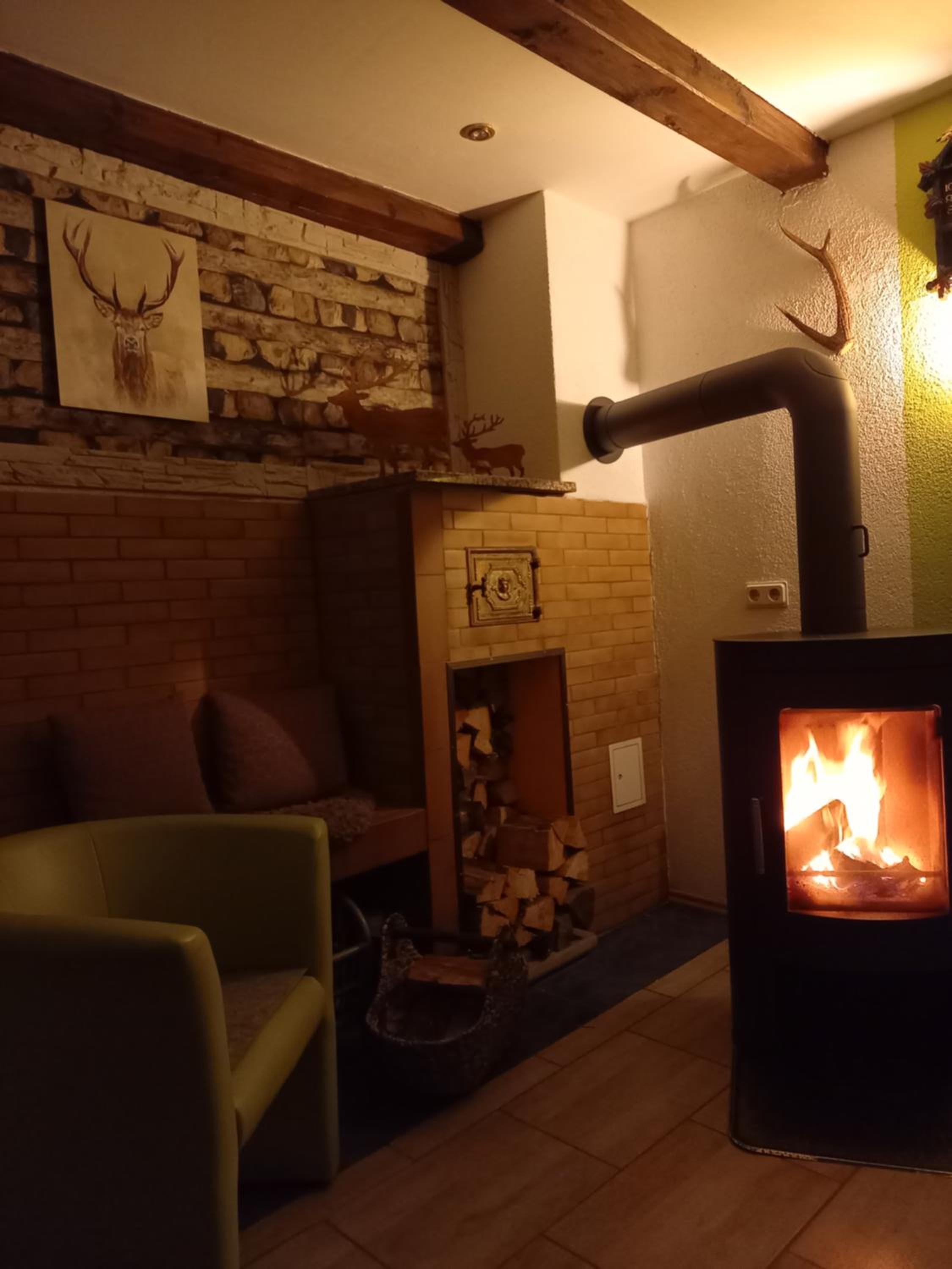 Monteur- und Ferienwohnung Waldrauschen